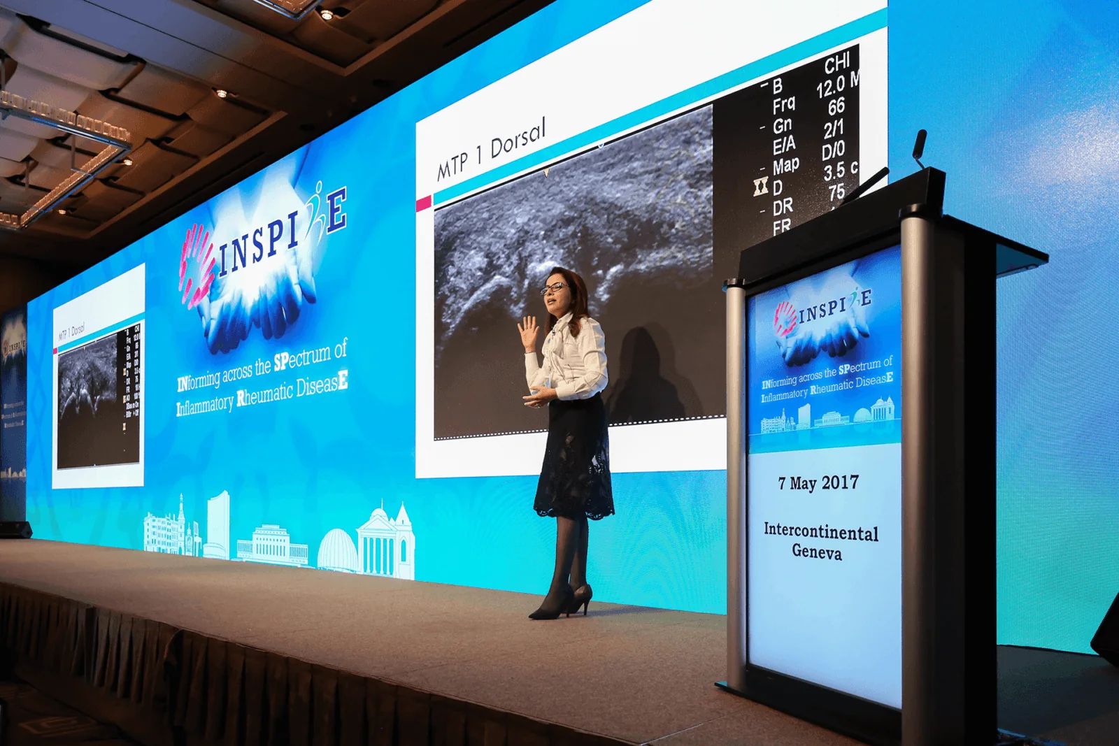 Dr Ghita Harifi teaching musculoskeletal ultrasound in Geneva in 2017.